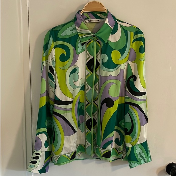 Zara Tops - ZARA Retro Print Blouse